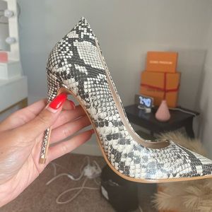 Aldo Snakeskin heels